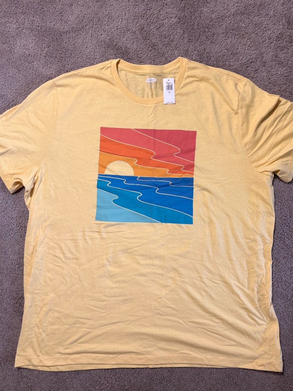 Old Navy Men’s Yellow Graphic Sunset & Ocean Tee